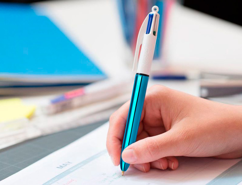STYLO-BILLE BIC 4 COLOURS SHINE BLEU POINTE MOYENNE COULEUR CLASSIQUE