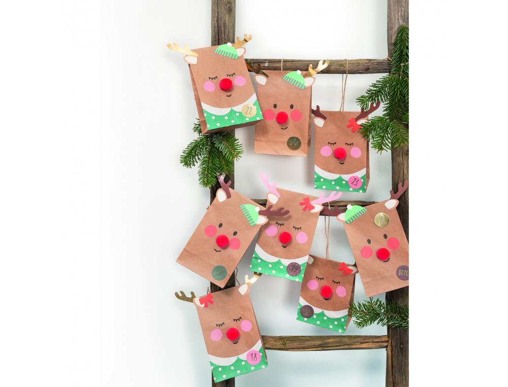 KIT CALENDRIER DE L AVENT FOLIA LE RENNE AU NEZ ROUGE   216 PIECES